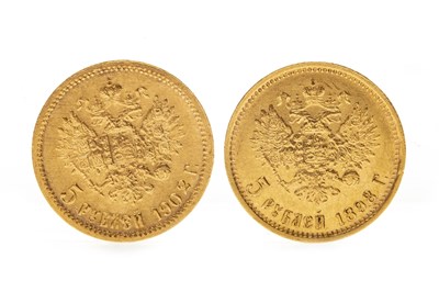 Lot 582 - TWO GOLD 5 RUBLE COINS, 1902 AND 1898