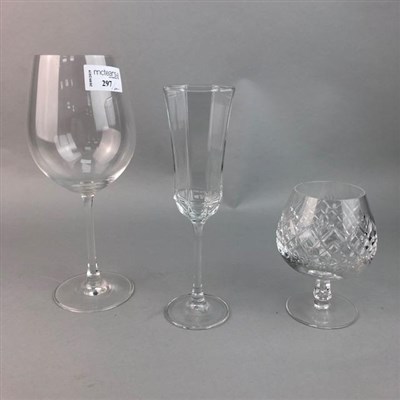 Lot 297 - A LOT OF CRYSTAL AND OTHER GLASSWARE