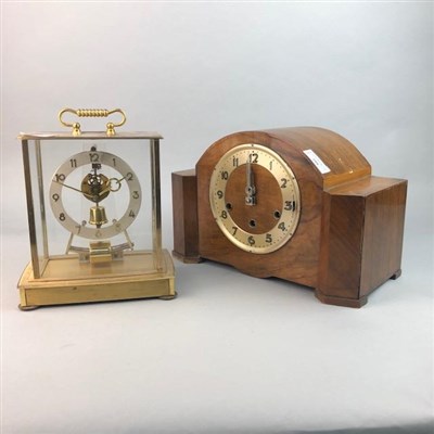 Lot 299 - A 20TH CENTURY MANTEL CLOCK AND ANOTHER CLOCK