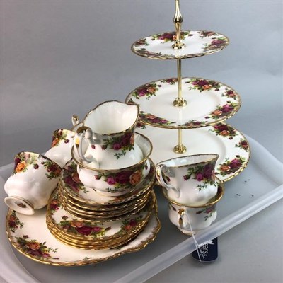 Lot 90 - A ROYAL ALBERT 'OLD COUNTRY ROSES' TEA SERVICE