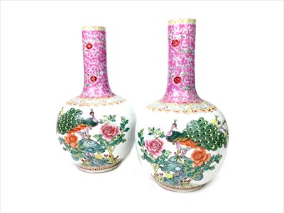 Lot 1113 - A PAIR OF EARLY 20TH CENTURY CHINESE FAMILLE ROSE VASES