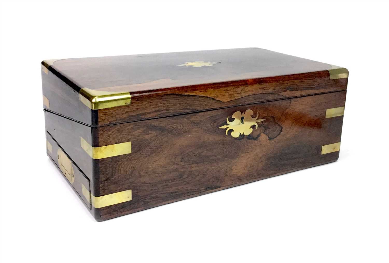 Lot 1624 - AN EARLY 20TH CENTURY ROSEWOOD AND BRASS MOUNTED PORTABLE WRITING BOX
