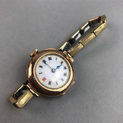 Lot 468 - A LADY'S EARLY 20TH CENTURY WRIST WATCH