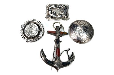 Lot 286 - FOUR BROOCHES