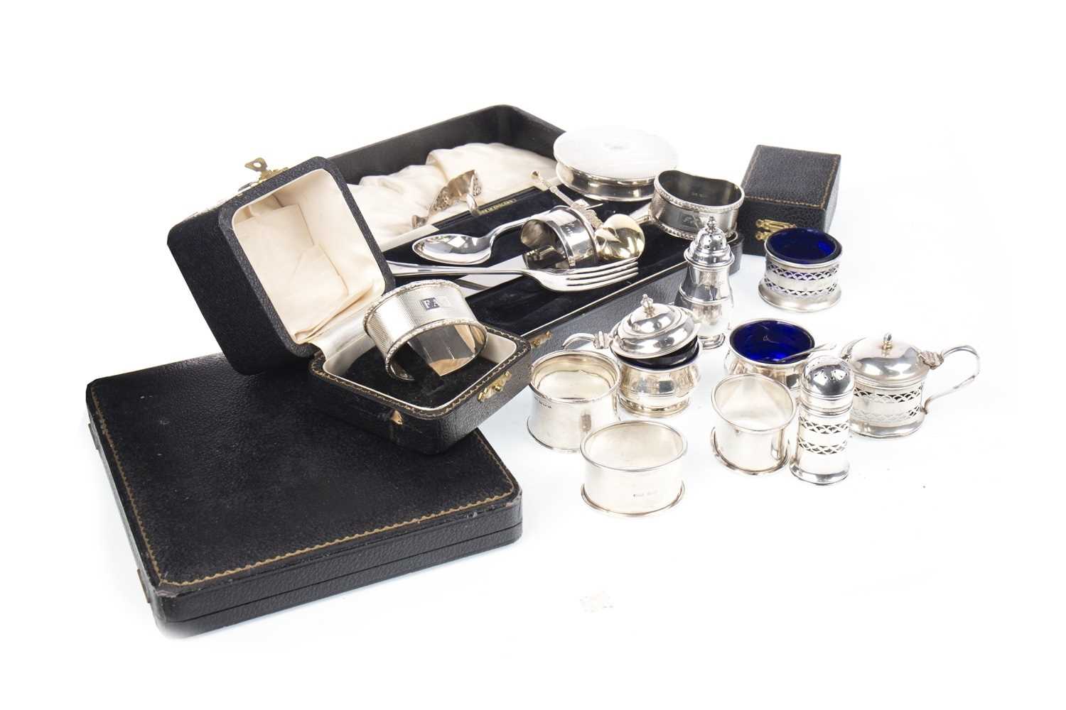 Lot 889 - A LOT OF SILVER CRUETS ALONG WITH FLATWARE AND CASED PRESENTATION SETS