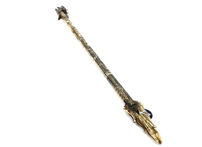 Lot 1105 - A CHINESE CARVED BONE SCEPTRE