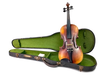 Lot 1530 - AN EARLY TO MID-20TH CENTURY VIOLIN