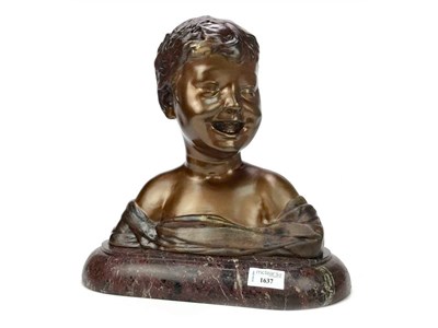 Lot 1637 - AN EARLY 20TH CENTURY FRENCH BRONZE BUST OF A LAUGHING BOY