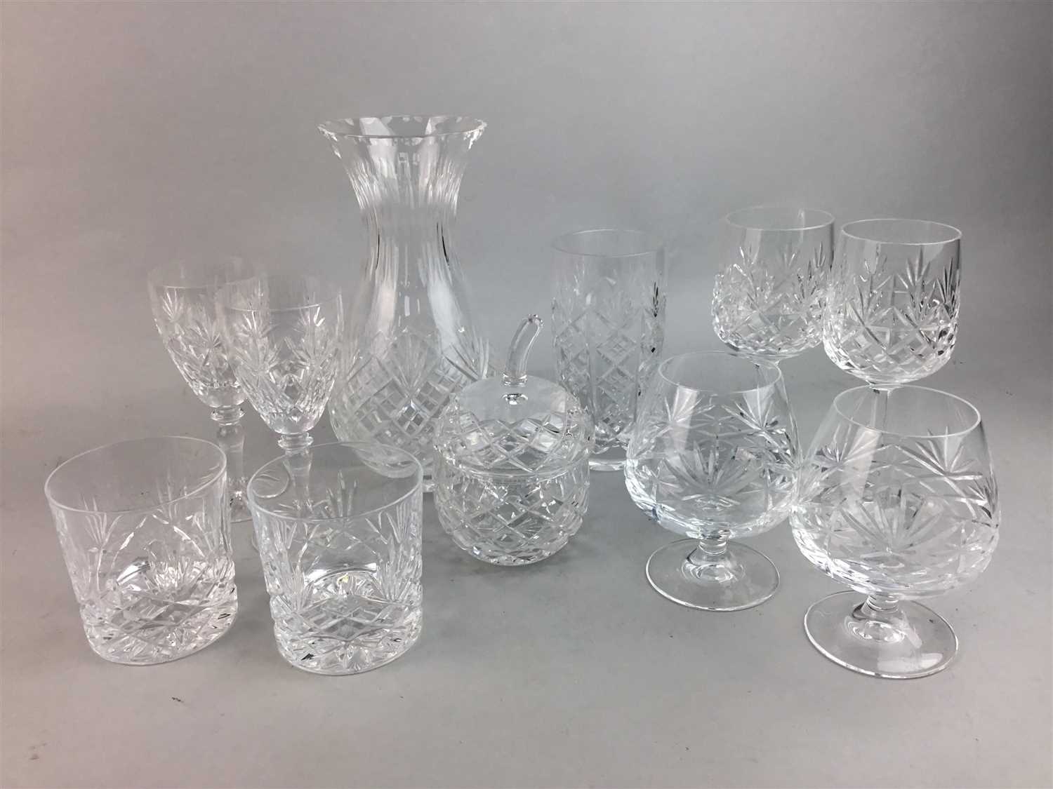 Lot 453 - A LOT OF CRYSTAL GLASSES