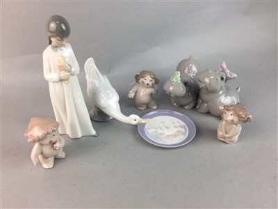Lot 543 - A LOT OF DOULTON AND OTHER FIGURES
