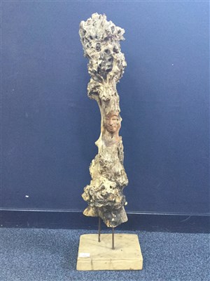 Lot 1129 - A CHINESE WOOD SCULPTURE