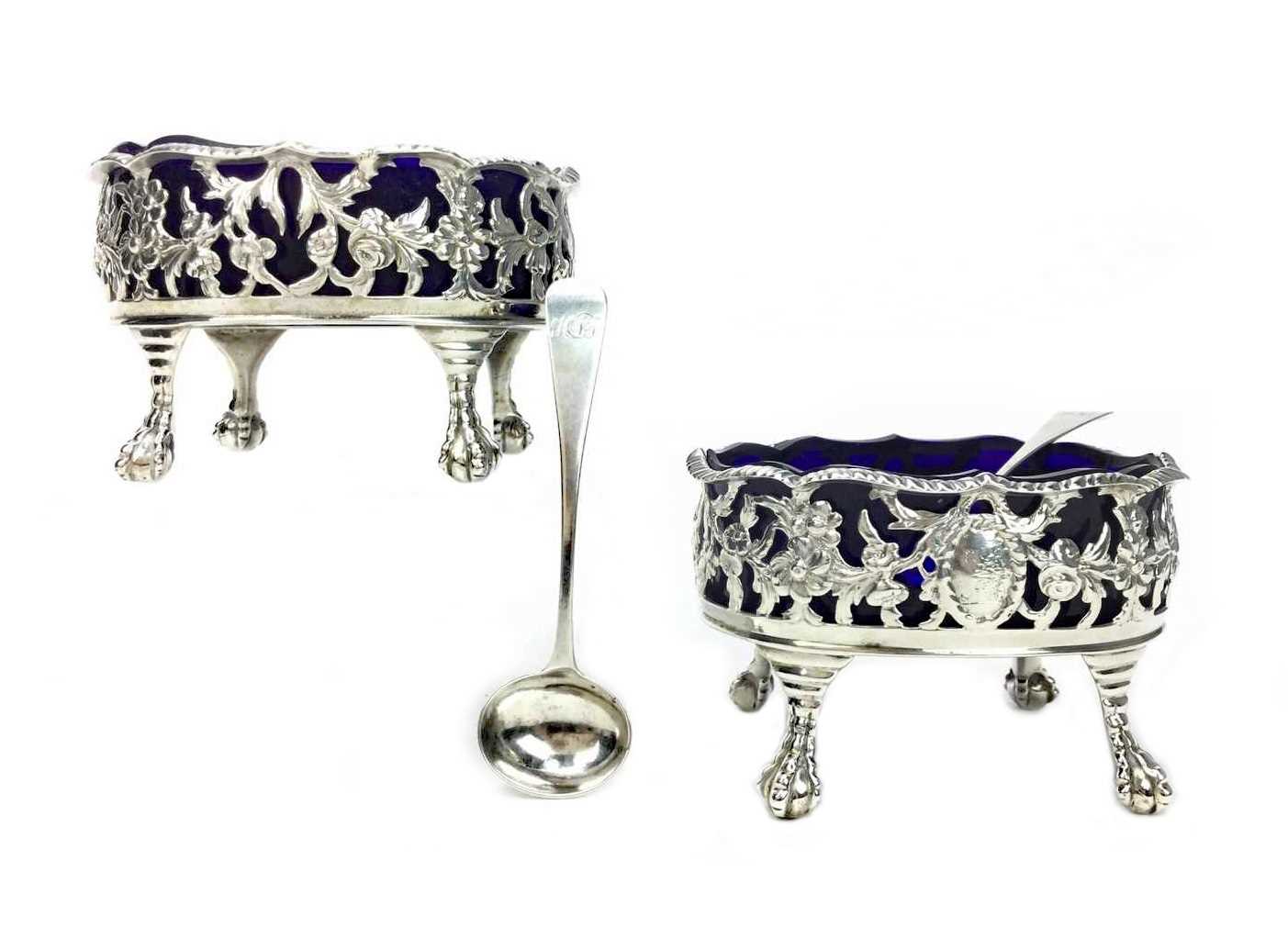 Lot 933 - A PAIR OF GEORGE III SILVER SALTS WITH SPOONS