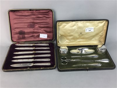 Lot 268 - A SILVER MANICURE SET AND OTHER ITEMS