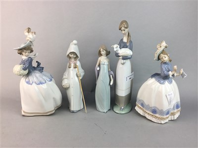 Lot 306 - A LOT OF FIVE LLADRO AND NAO FIGURES