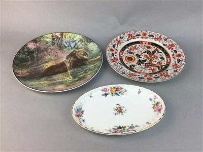 Lot 316 - A LOT OF TWO EARLY 20TH CENTURY STONEWARE ASHETS AND OTHER PLATES