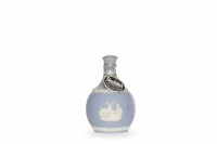Lot 1111 - GLENFIDDICH 21 YEARS OLD WEDGWOOD DECANTER...