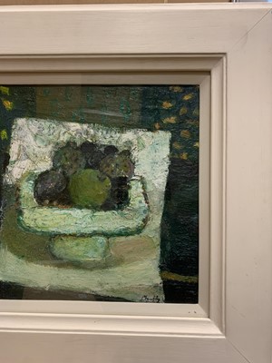 Lot 738 - GREEN APPLES, AN OIL BY SANDY MURPHY