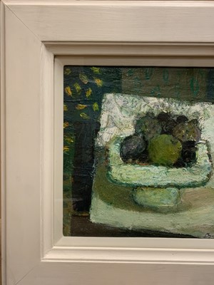 Lot 738 - GREEN APPLES, AN OIL BY SANDY MURPHY