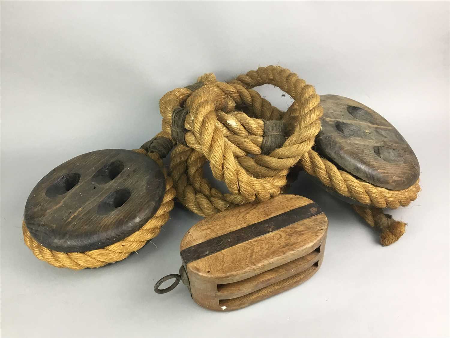Lot 43 - A LOT OF THREE SHIP'S PULLEYS AND A PICTURE