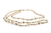 Lot 42 - NINE CARAT GOLD NECKLACE with alternating...