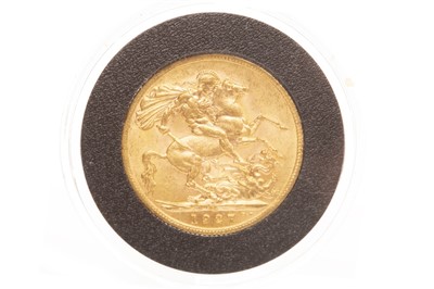 Lot 557 - A GOLD SOVEREIGN, 1927