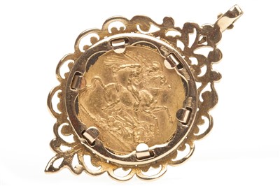 Lot 559 - A GOLD SOVEREIGN, 1895