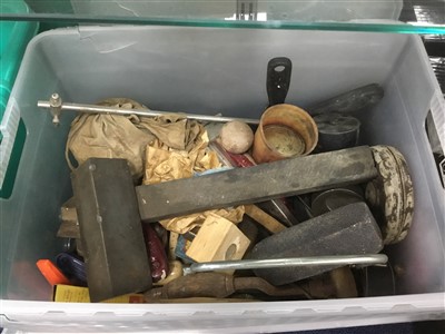 Lot 137 - A LOT OF VARIOUS HAND TOOLS