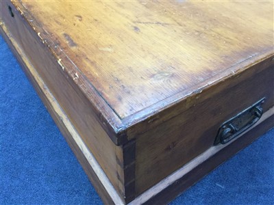 Lot 263 - A PINE BLANKET CHEST