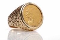 Lot 83 - UNITED STATED 2 1/2 DOLLAR COIN RING the coin...
