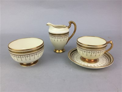 Lot 318 - SIX GROSVENOR CUPS AND SAUCERS WITH MATCHING SUGAR AND CREAM
