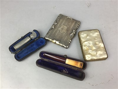 Lot 183 - A SILVER CARD CASE, CIGARETTE CASE, CIGARETTE HOLDER AND OTHER BOXES
