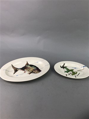 Lot 73 - A WEDGWOOD HAND PAINTED DISH, COVER AND OTHER CERAMICS