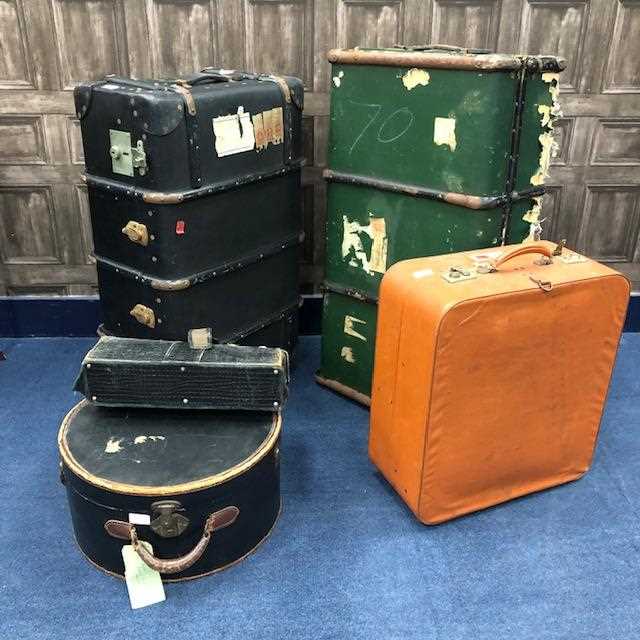 Lot 284 - A GROUP OF VARIOUS LUGGAGE