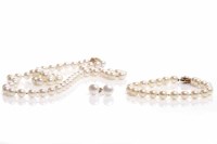 Lot 148 - PEARL NECKLACE, BRACELET AND EARRINGS the...