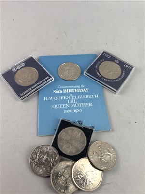 Lot 89 - NINE HALCYON DAYS SMALL BOXES AND MINOR COINS