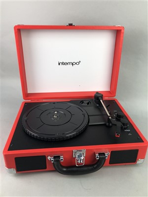 Lot 167 - AN INTEMPO RECORD PLAYER AND SIX COLOURED DISCS