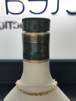 Lot 44 - J&B 20 YEARS OLD DECANTER