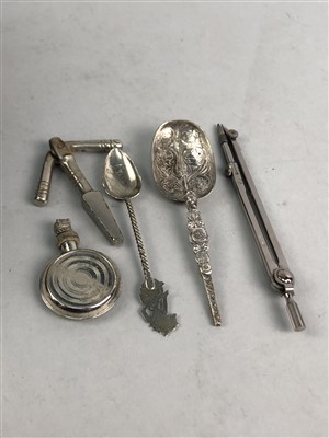Lot 250 - A LOT OF PIN BADGES, A SILVER SPOON AND OTHER ITEMS