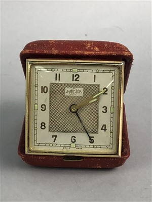 Lot 329 - A RED CASED TRAVEL TIMEPIECE, ANOTHER TIMEPIECE AND OTHER RELATED ITEMS