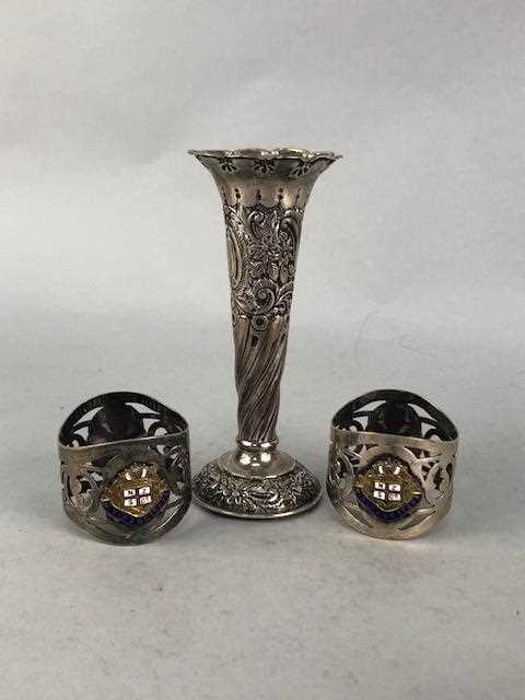 Lot 353 - A SILVER BUD VASE, MINOR SILVER AND PLATED ITEMS