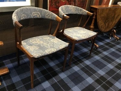 Lot 904 - A SET OF FOUR ROSEWOOD CHAIRS BY JOHANNES ANDERSON FOR BRDR
