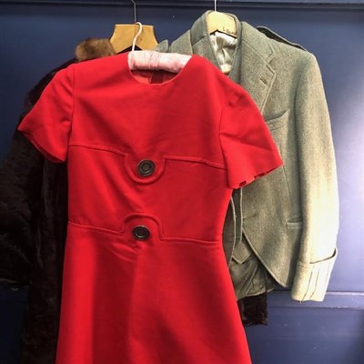 Lot 102 - A LOT OF VINTAGE CLOTHING