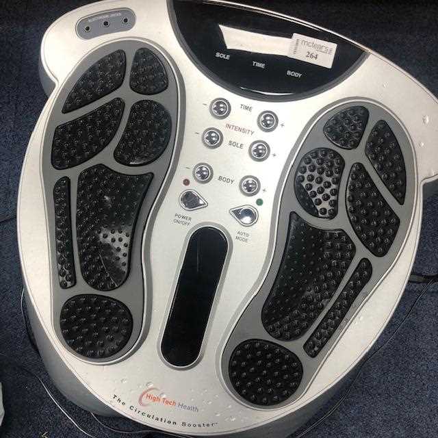 Lot 264 - AN ELECTRIC FOOT MASSAGER/CIRCULATION BOOSTER