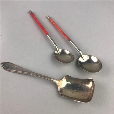 Lot 4 - A SET OF SIX SILVER COFFEE SPOONS, SILVER CADDY SPOON, CHINESE SILVER TEA SPOON AND FIVE OTHERS