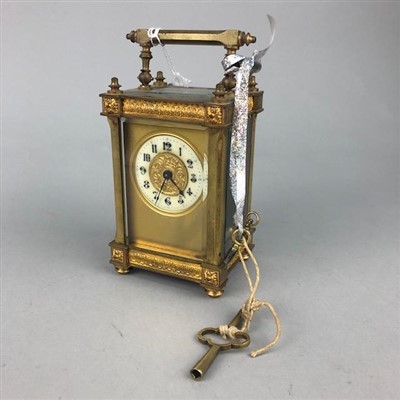 Lot 174 - A CARRIAGE CLOCK