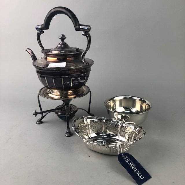 Lot 222 - A SILVER BON BON DISH, A PLATED KETTLE AND A PLATED OVAL BOWL