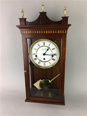 Lot 249 - A MODERN WALL CLOCK, OIL LAMP AND A GLASS VASE