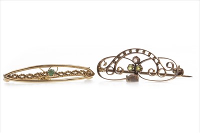 Lot 284 - TWO BAR BROOCHES