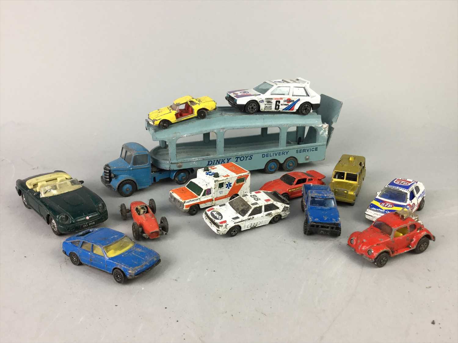 Lot 7 - A LOT OF VARIOUS DIE CAST VEHICLES
