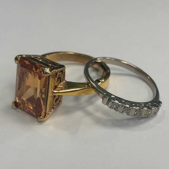 Lot 35 - A DIAMOND FIVE STONE RING AND A GEM SET RING
